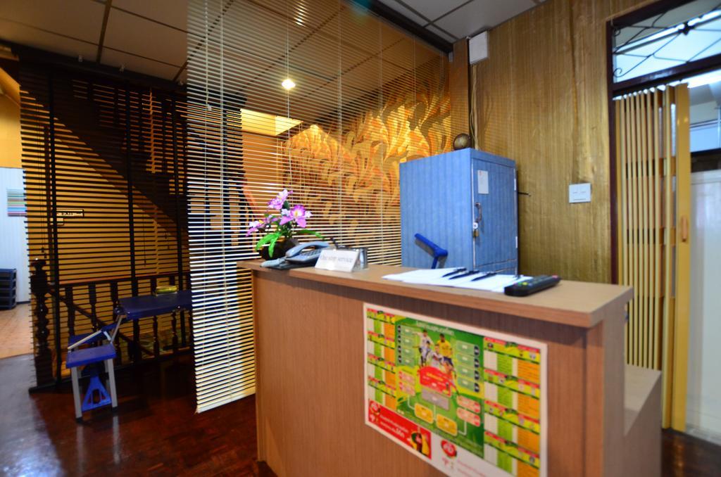 Decordo Hostel Bangkok Luaran gambar