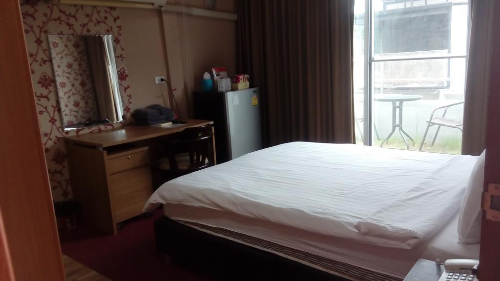 Decordo Hostel Bangkok Luaran gambar