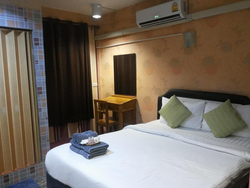 Decordo Hostel Bangkok Luaran gambar