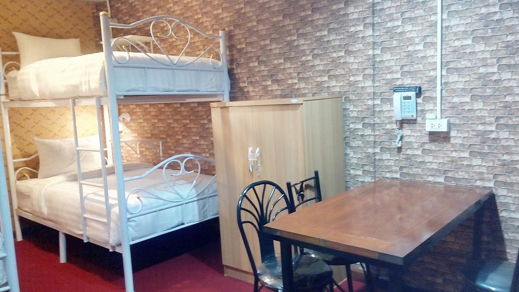 Decordo Hostel Bangkok Luaran gambar